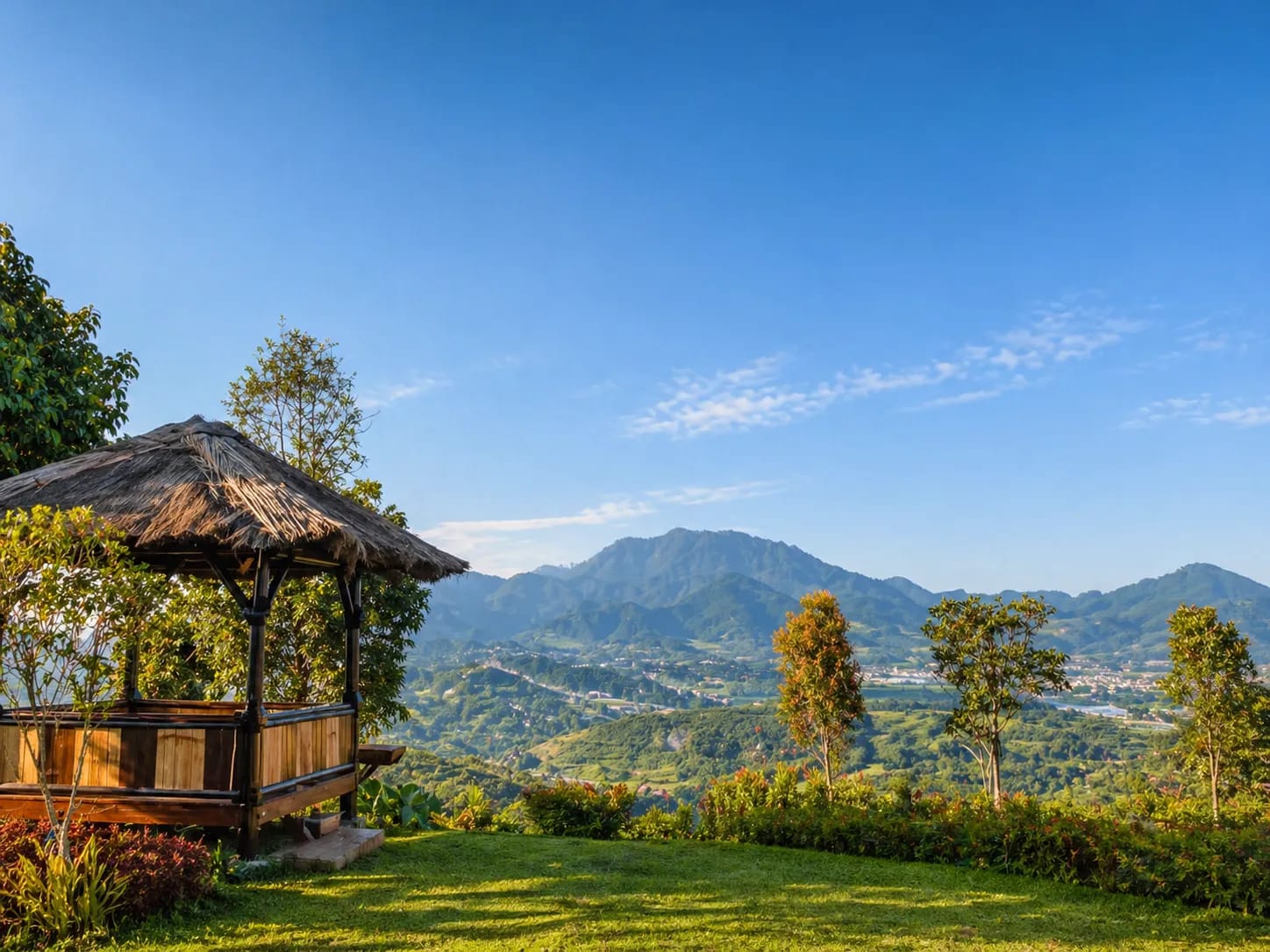 Fasilitas Saung Santai Granada Skypark Cipanas